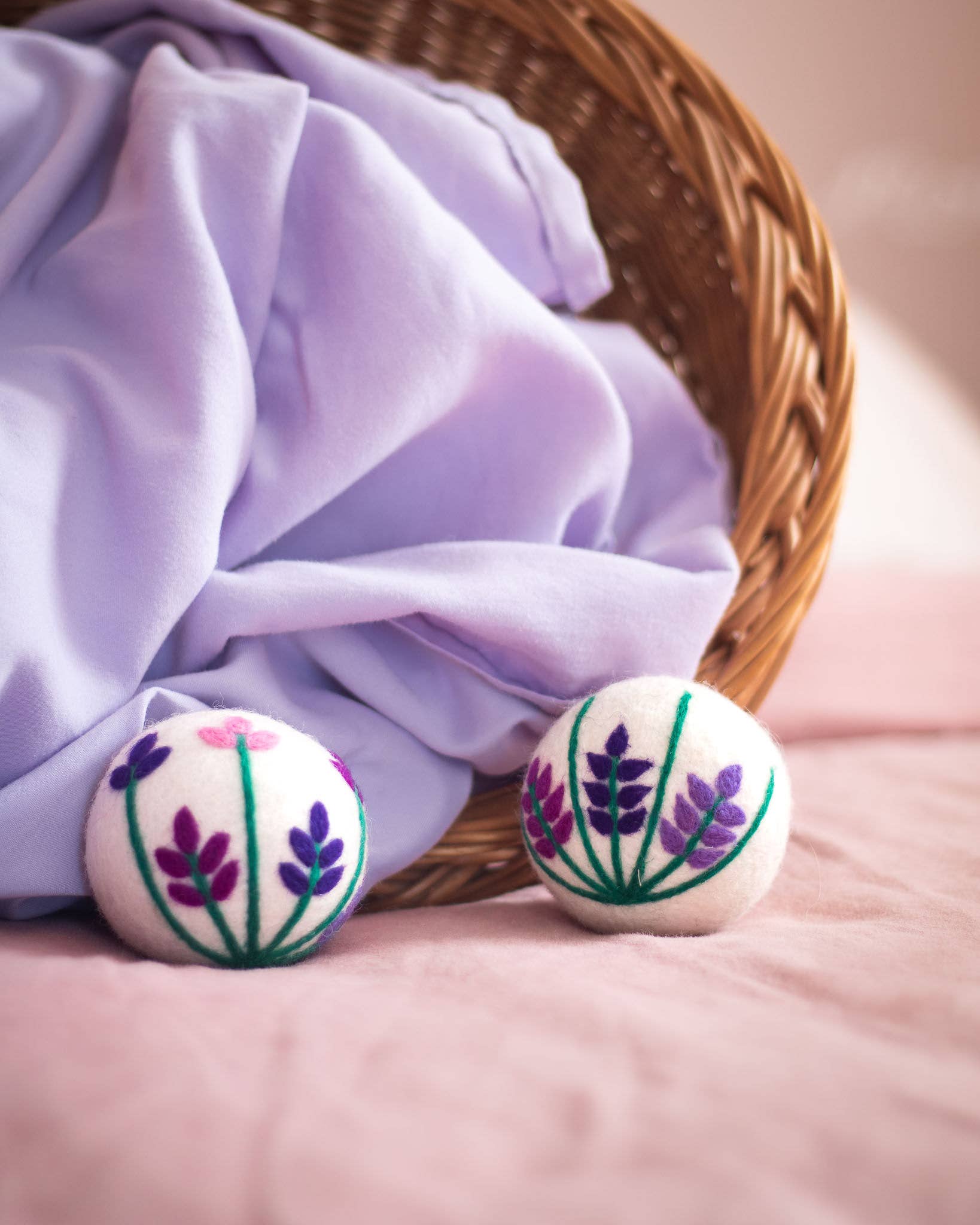 Lavender Fields Set of 3 Eco Dryer Balls - BEE: With Bag