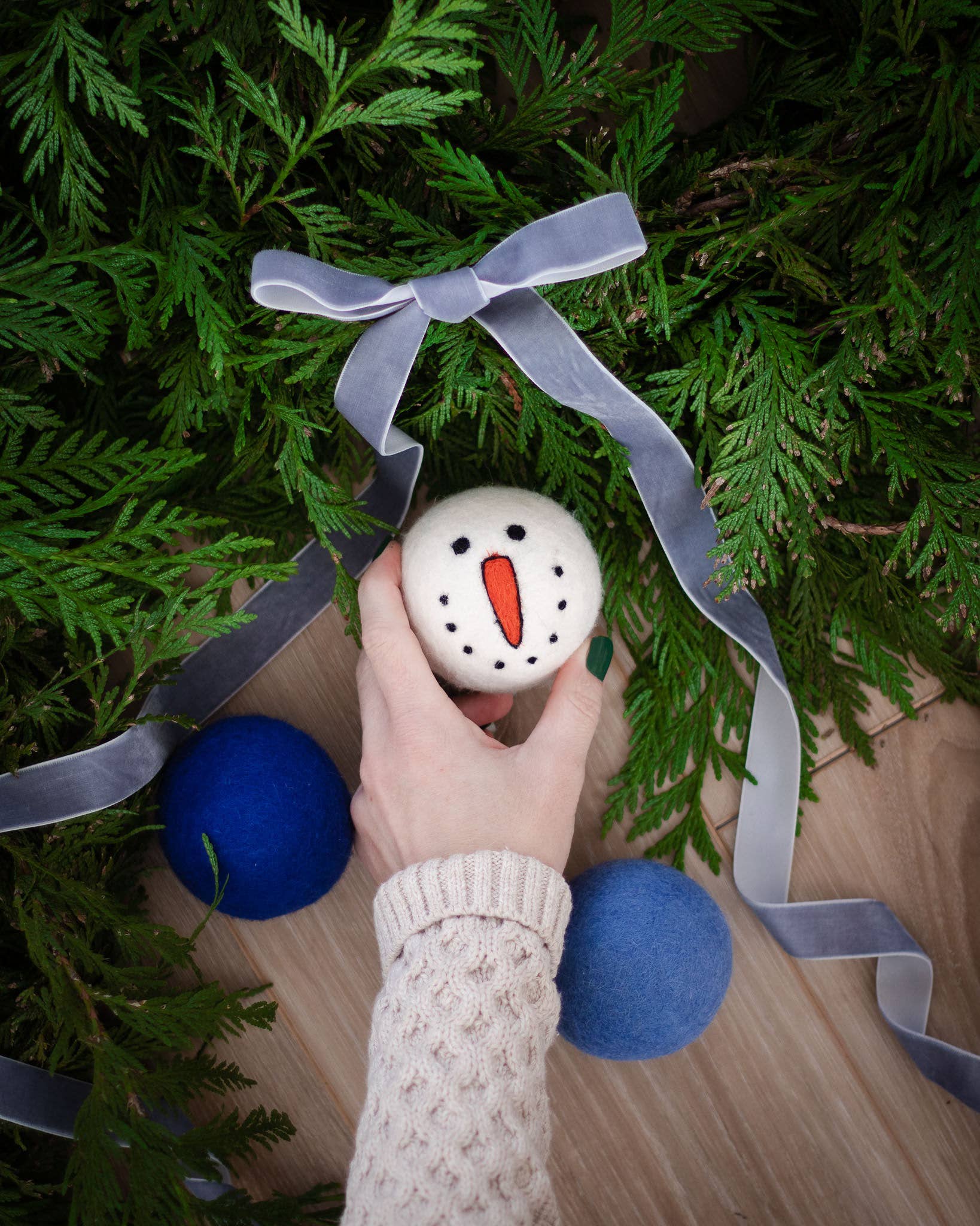 Vintage Holidays Eco Wool Dryer Balls - Snowman BLUE: With Bag