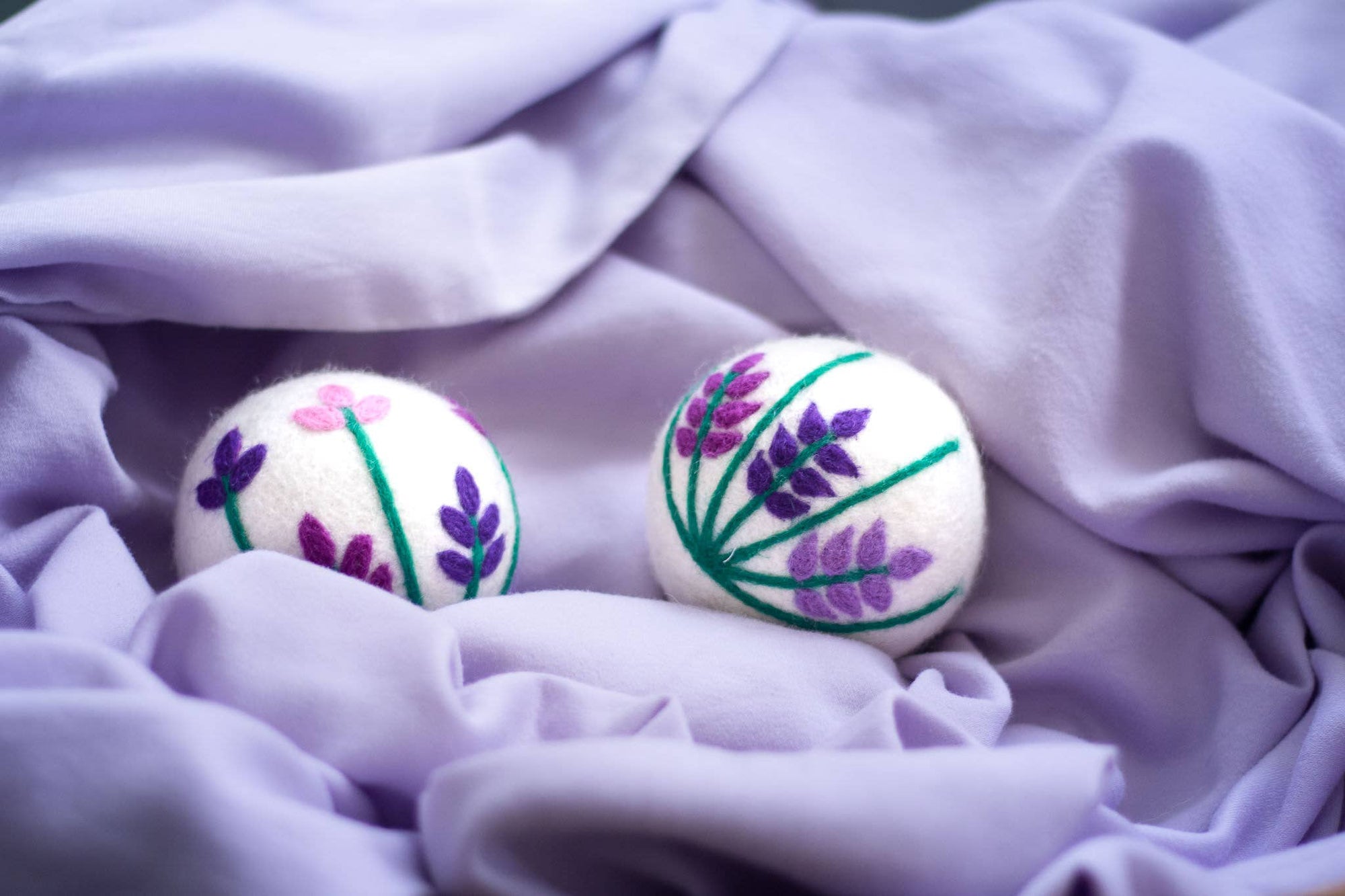 Lavender Fields Set of 3 Eco Dryer Balls - BEE: With Bag
