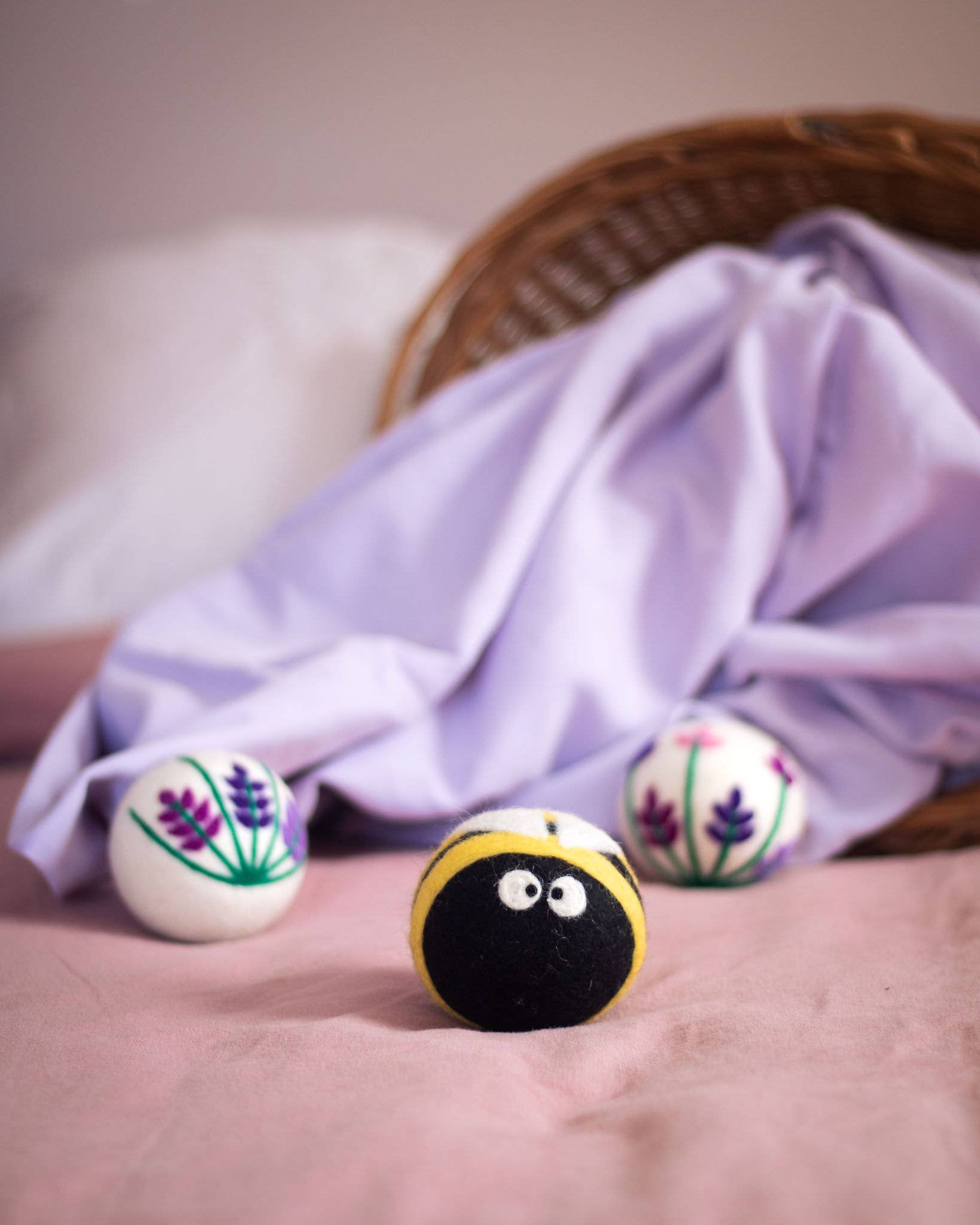 Lavender Fields Set of 3 Eco Dryer Balls - BEE: With Bag